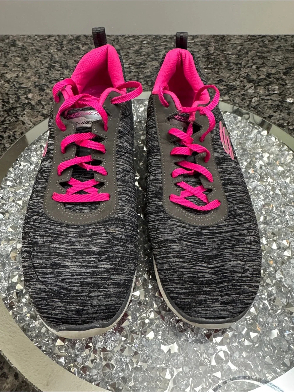Skechers lite-weight Gray Athletic Sneakers with Bright Pink Accents 9.5